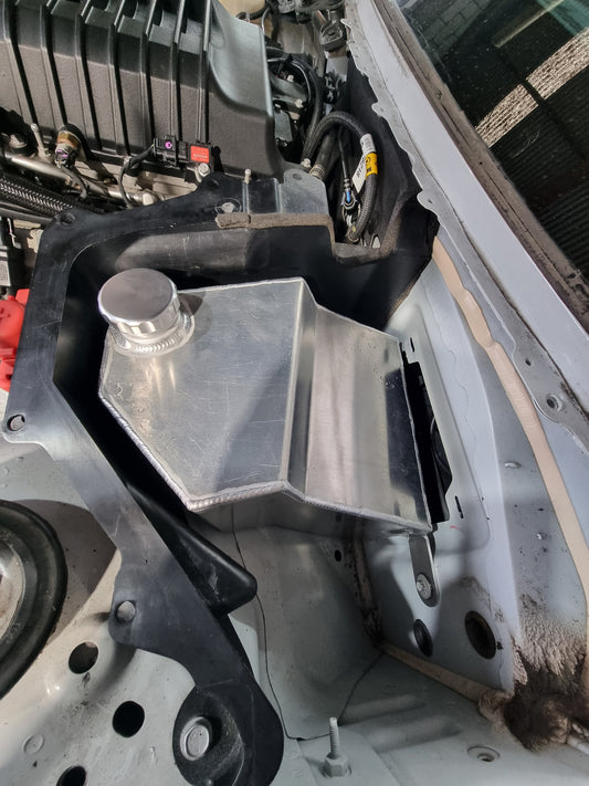 gts ve/vf commodore intercooler reservoir tank